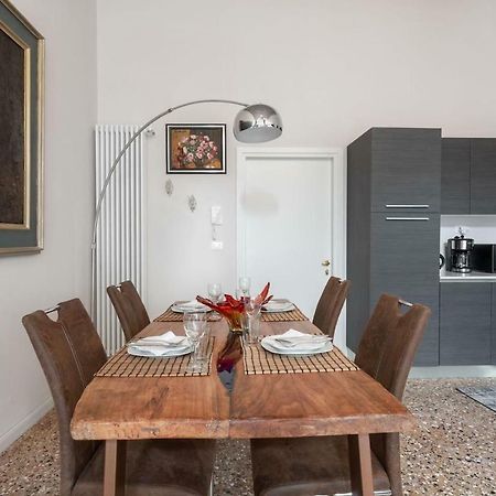 Apartment Ponte Raspi Canal View Venecia Exterior foto