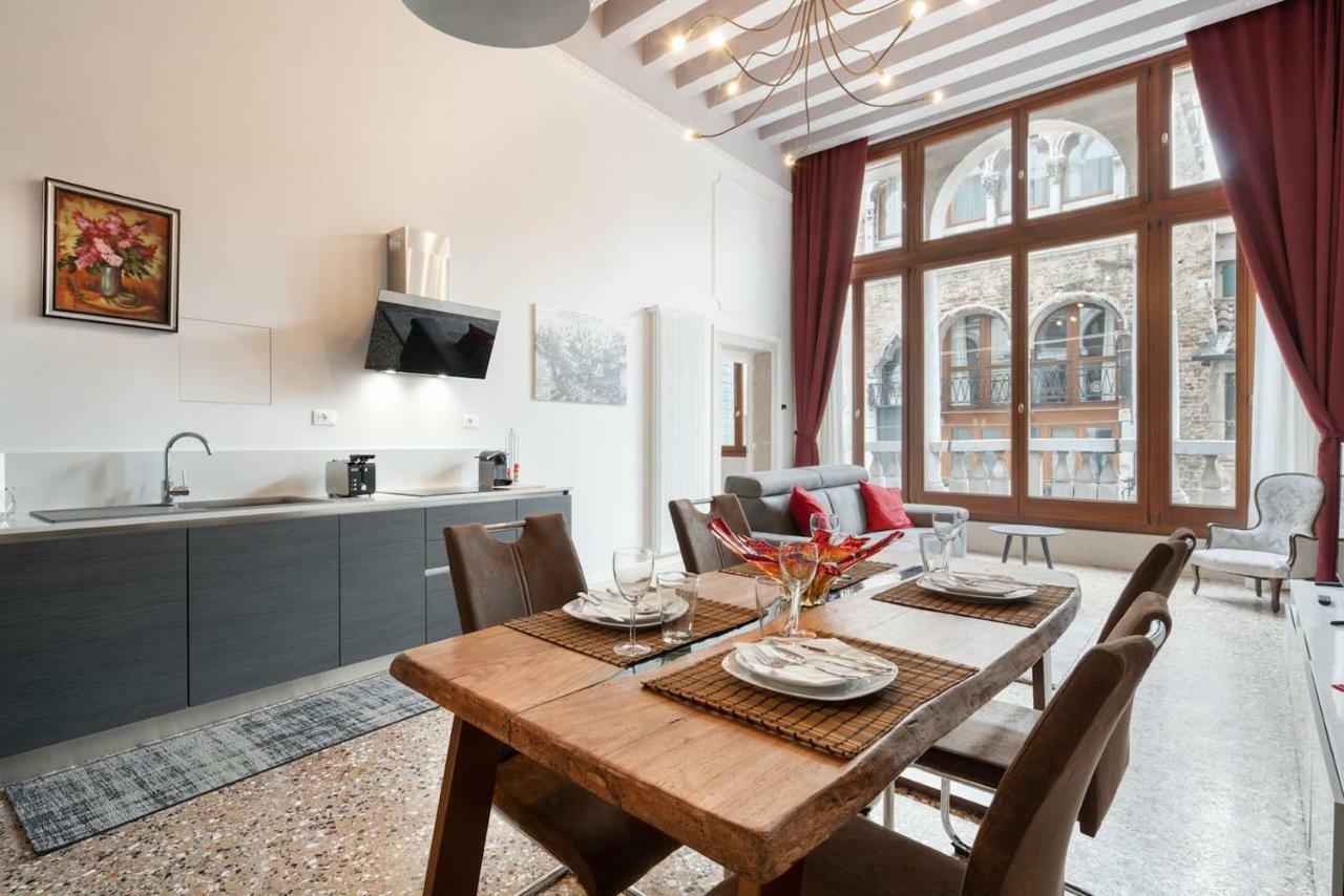 Apartment Ponte Raspi Canal View Venecia Exterior foto