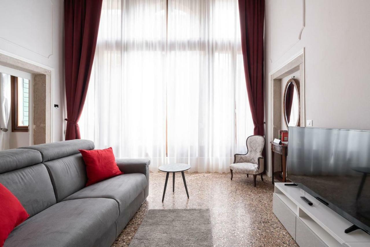 Apartment Ponte Raspi Canal View Venecia Exterior foto