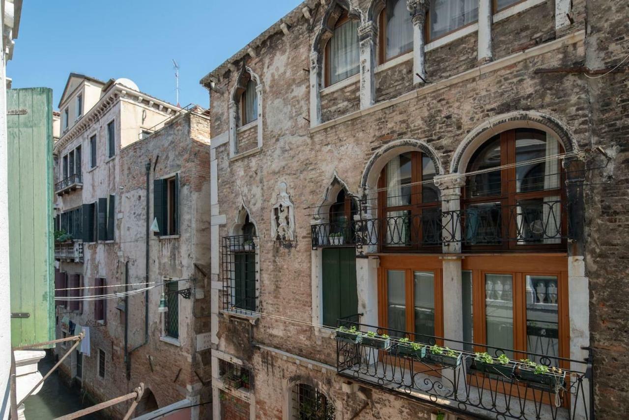 Apartment Ponte Raspi Canal View Venecia Exterior foto