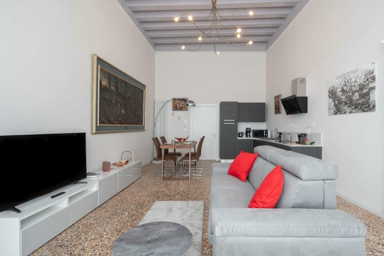 Apartment Ponte Raspi Canal View Venecia Exterior foto